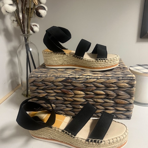 Dolce Vita Lury Black Strappy Platform Espadrille Sandals Size 10 - Picture 2 of 8